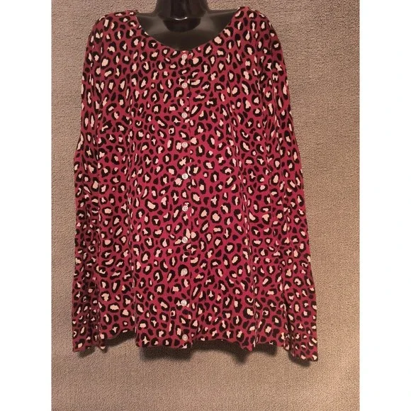 Old Navy Sweaters Old Navy Womens Xl Red Leopard Print Button